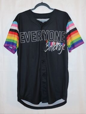 Spencer's Everyone Belongs Rainbow Pride Black Jersey. Adult Medium.